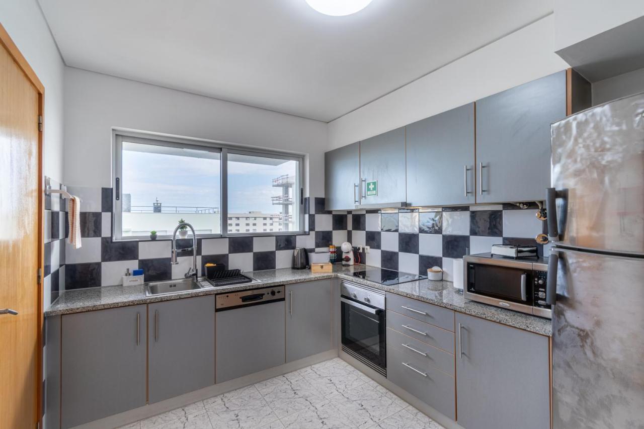 Atlantic West Town Apartment ปอนตาเดลกาดา ภายนอก รูปภาพ